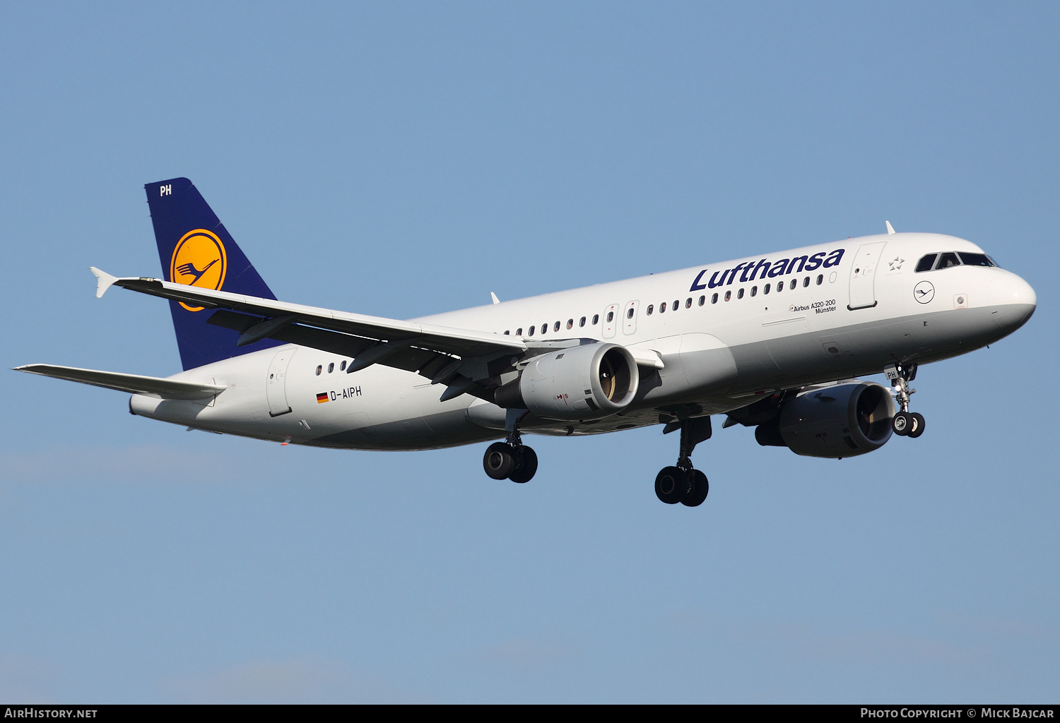 Aircraft Photo of D-AIPH | Airbus A320-211 | Lufthansa | AirHistory.net #246842