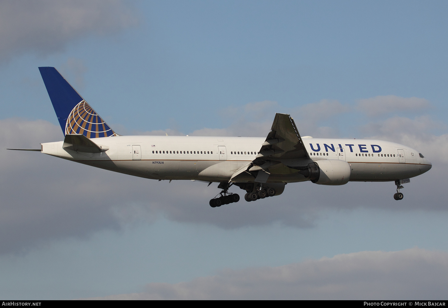 Aircraft Photo of N793UA | Boeing 777-222/ER | United Airlines | AirHistory.net #246858