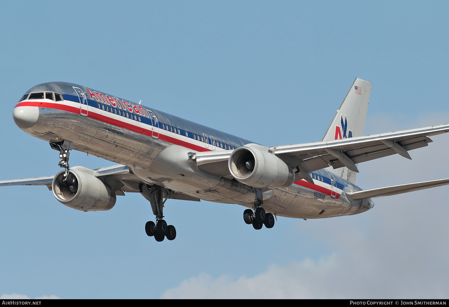 Aircraft Photo of N698AN | Boeing 757-223 | American Airlines | AirHistory.net #246884
