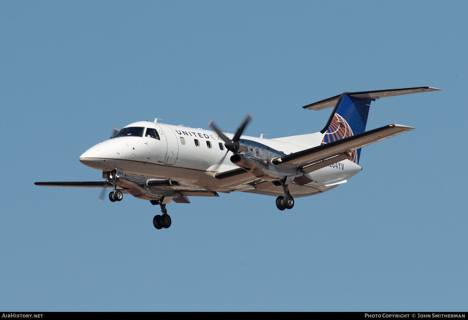 Aircraft Photo of N284YV | Embraer EMB-120(ERF) Brasilia | United Express | AirHistory.net #246887