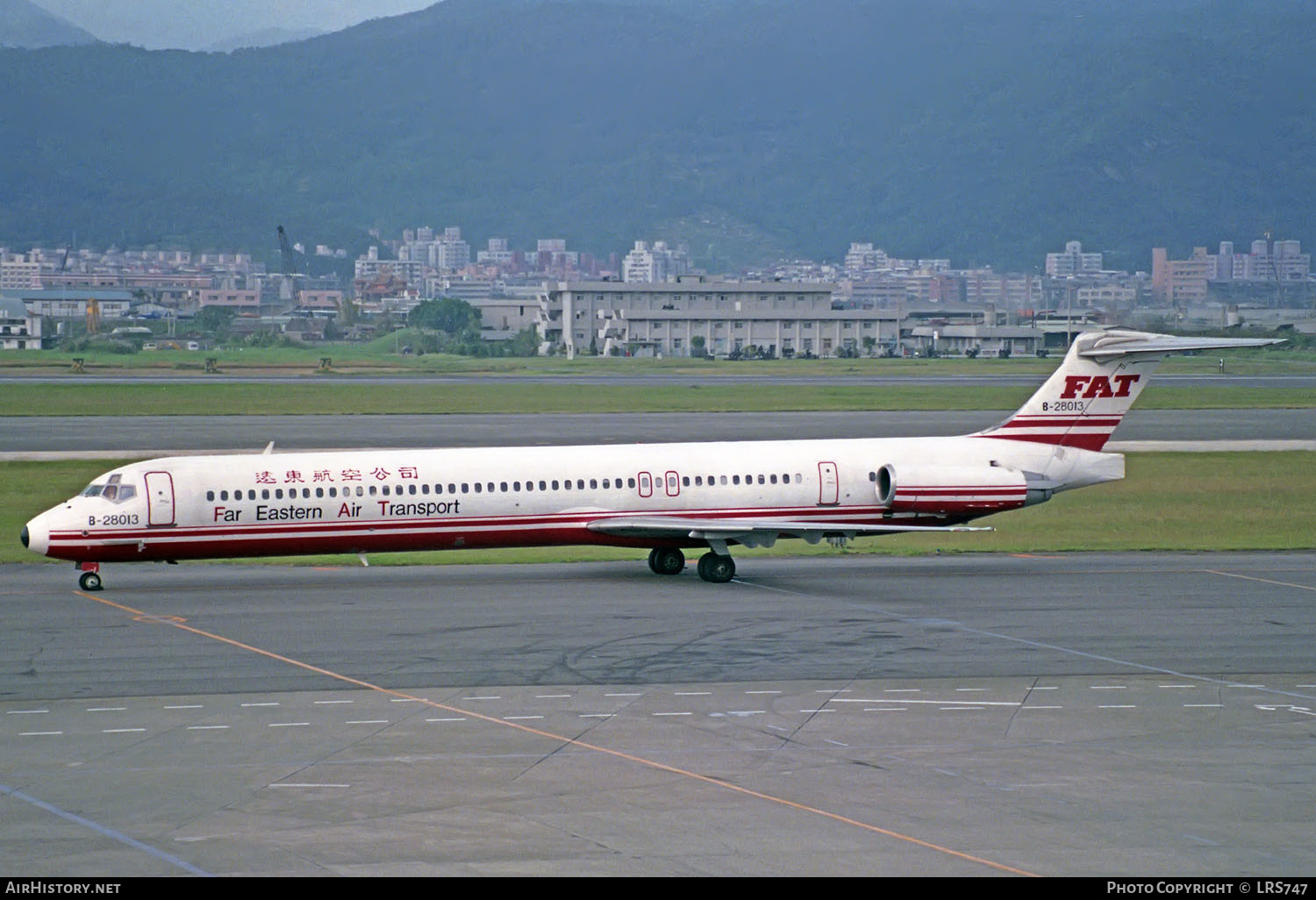 Aircraft Photo of B-28013 | McDonnell Douglas MD-82 (DC-9-82) | Far Eastern Air Transport - FAT | AirHistory.net #247032