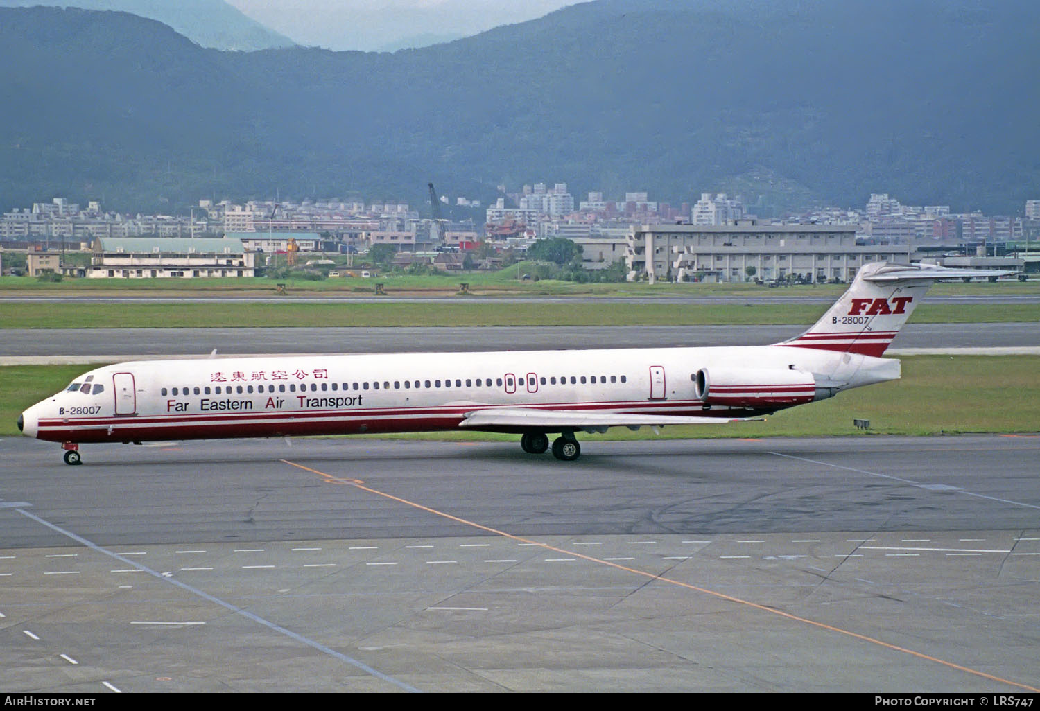 Aircraft Photo of B-28007 | McDonnell Douglas MD-83 (DC-9-83) | Far Eastern Air Transport - FAT | AirHistory.net #247039