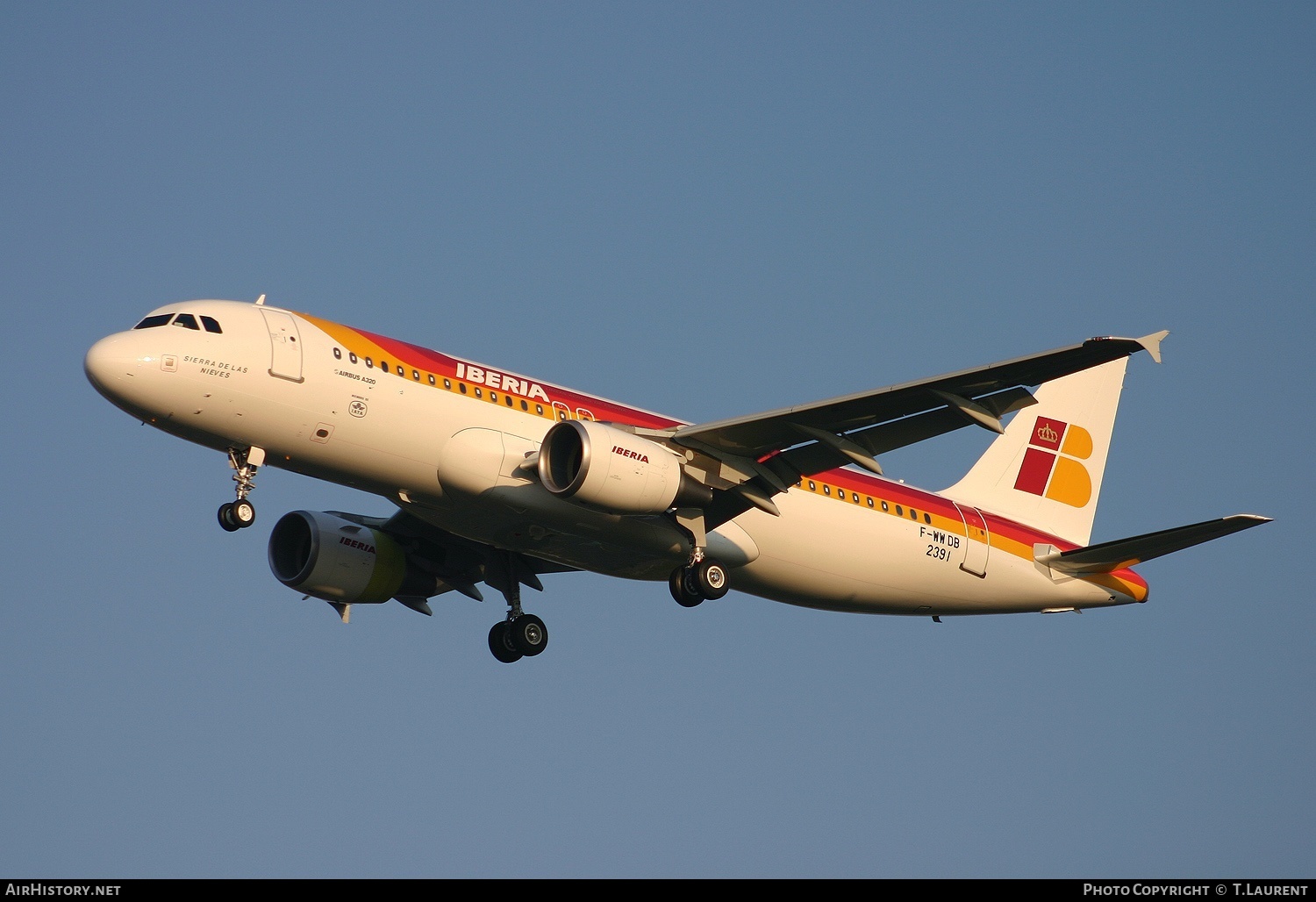 Aircraft Photo of F-WWDB | Airbus A320-214 | Iberia | AirHistory.net #247045