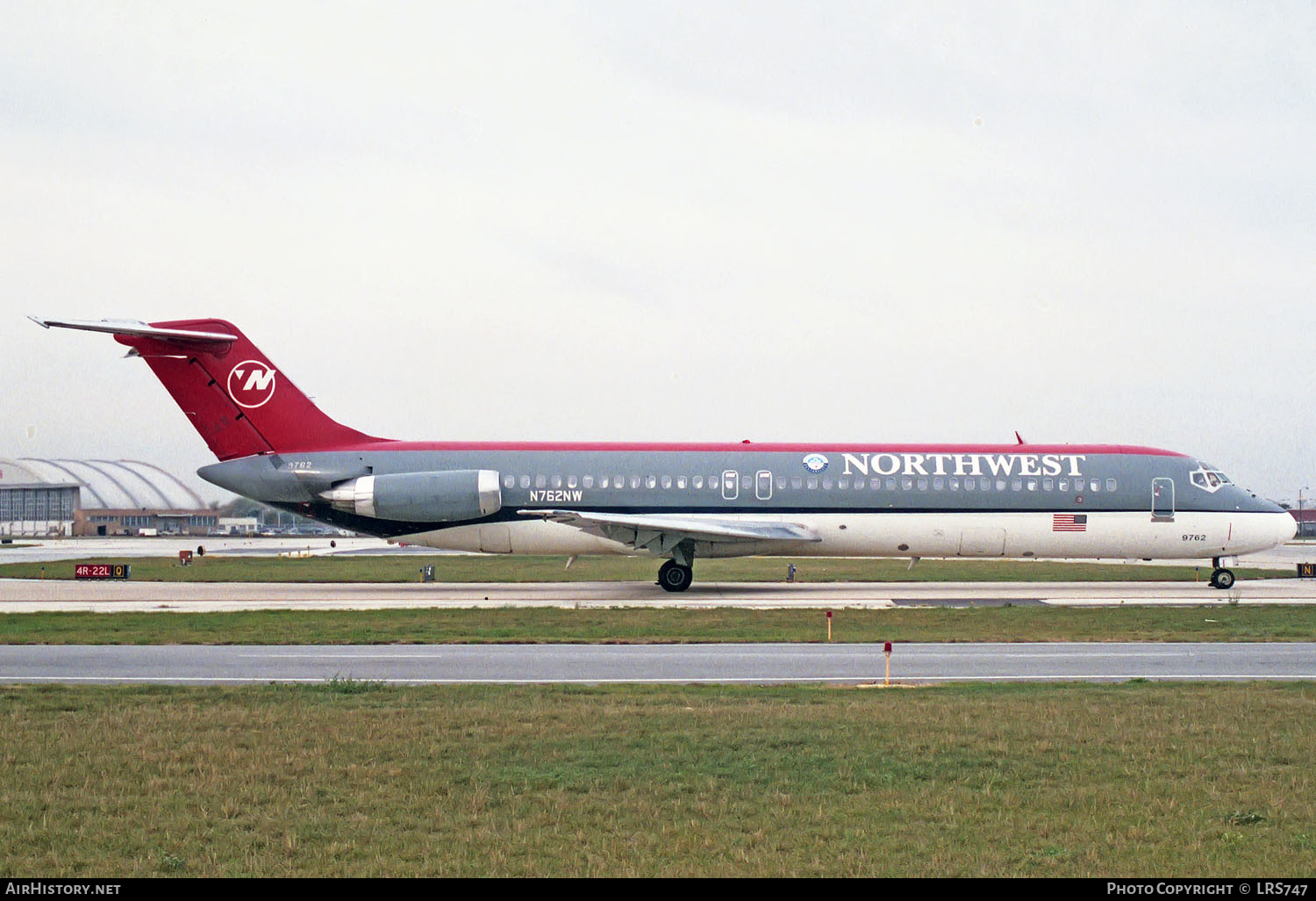 Aircraft Photo of N762NW | McDonnell Douglas DC-9-41 | Northwest Airlines | AirHistory.net #247053