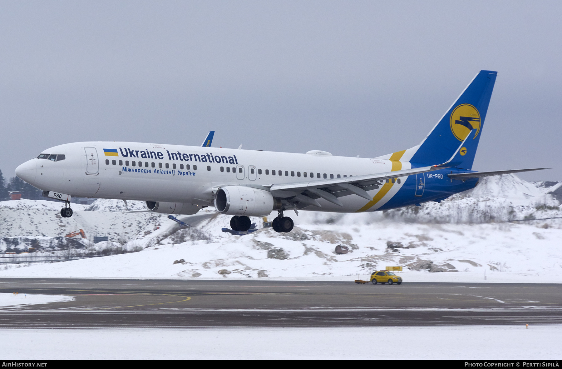 Aircraft Photo of UR-PSQ | Boeing 737-86N | Ukraine International Airlines | AirHistory.net #247107