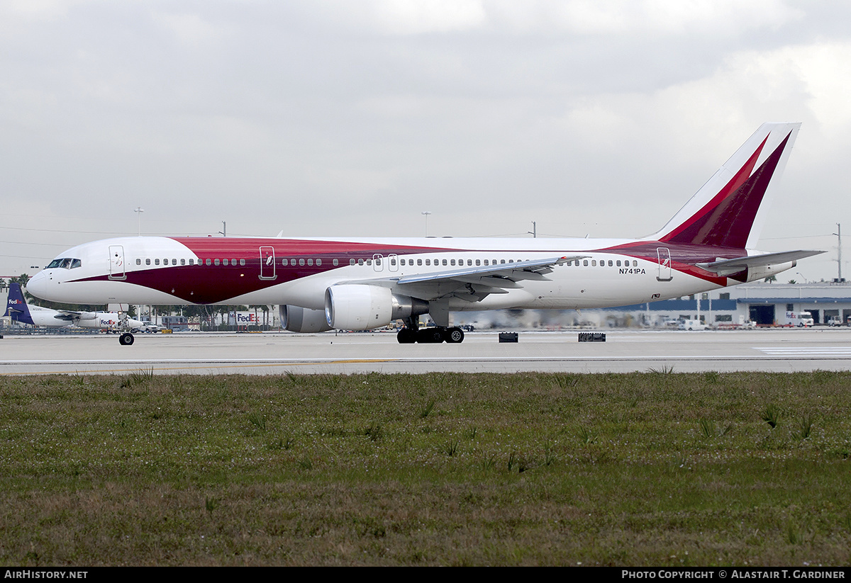 Aircraft Photo of N741PA | Boeing 757-230 | Primaris Airlines | AirHistory.net #247124
