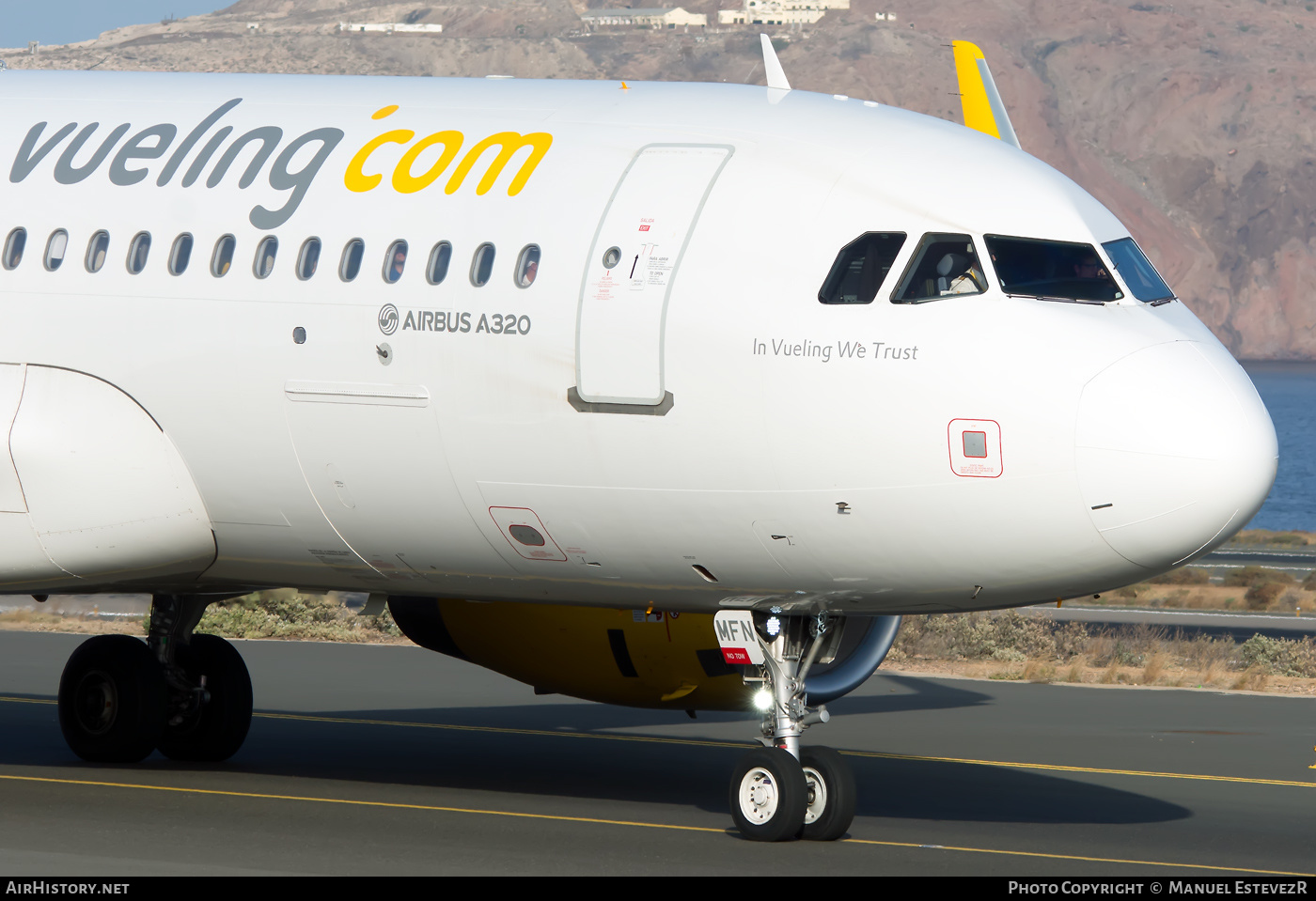 Aircraft Photo of EC-MFN | Airbus A320-232 | Vueling Airlines | AirHistory.net #247157