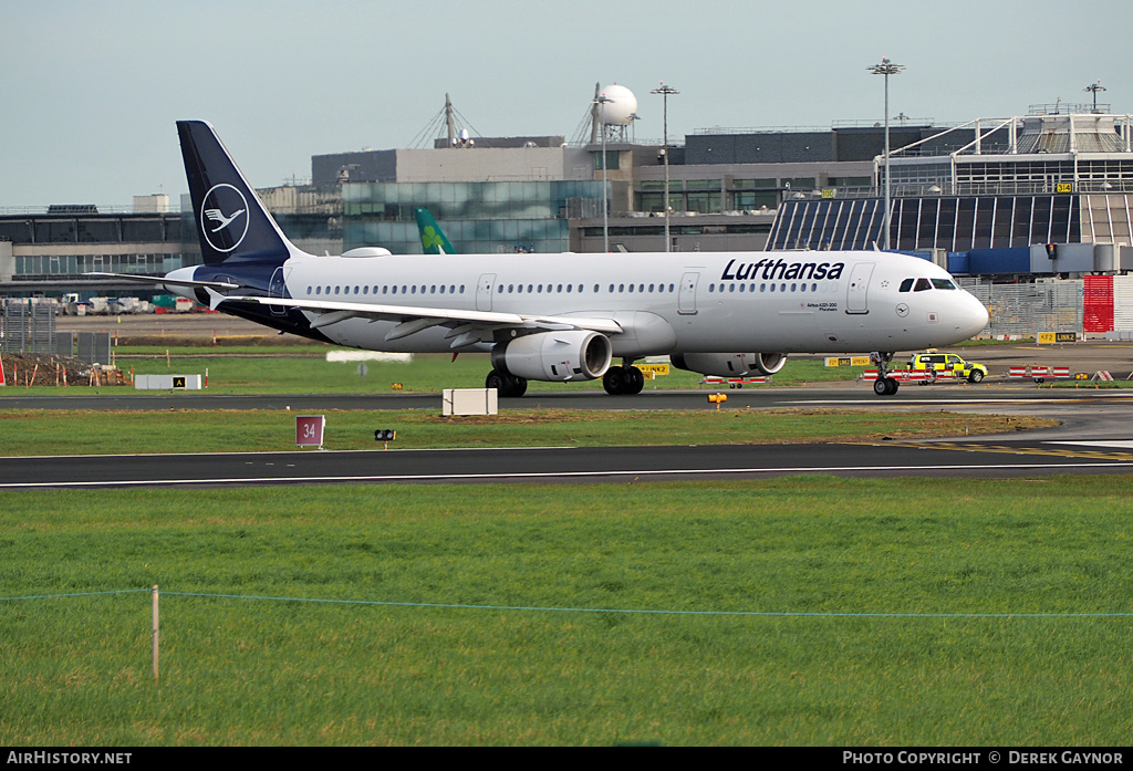 Aircraft Photo of D-AIDA | Airbus A321-231 | Lufthansa | AirHistory.net #247161