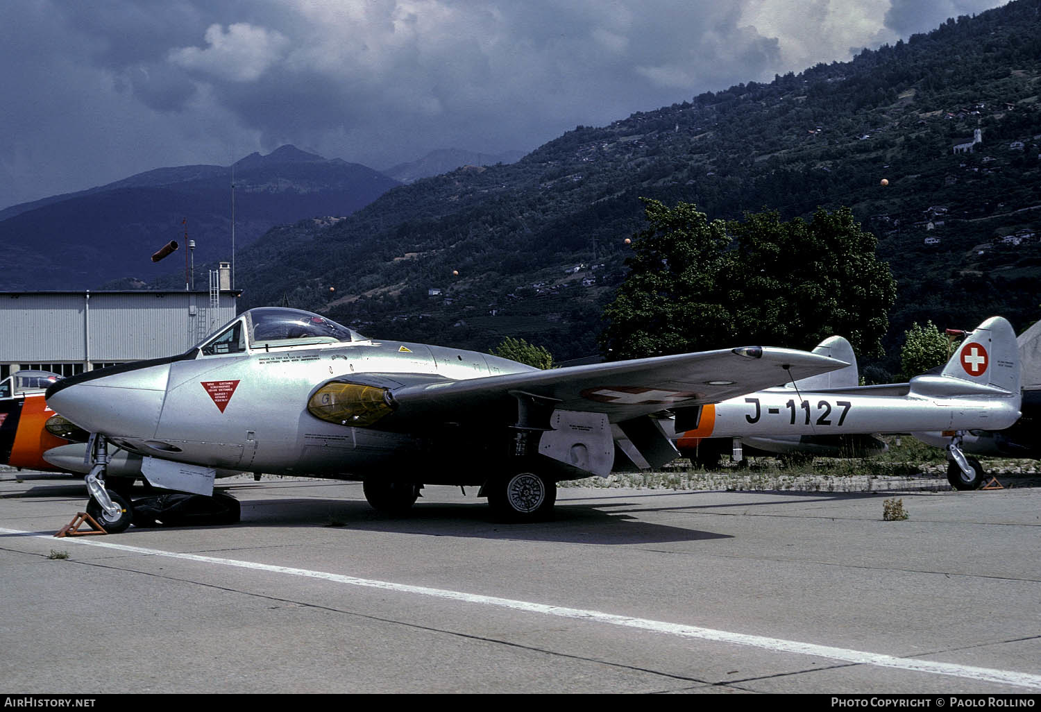Aircraft Photo of J-1127 | De Havilland D.H. 100 Vampire FB6 | Switzerland - Air Force | AirHistory.net #247273