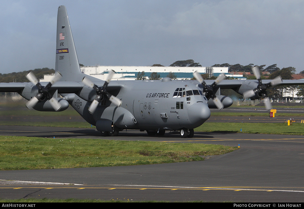 Aircraft Photo of 92-3287 / 23287 | Lockheed C-130H Hercules | USA - Air Force | AirHistory.net #247356