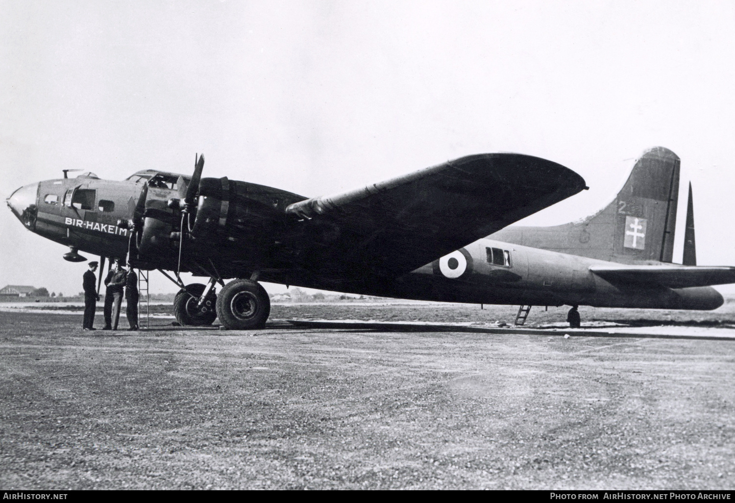 Aircraft Photo of 230177 | Boeing B-17F Flying Fortress | France - Air Force | AirHistory.net #247358