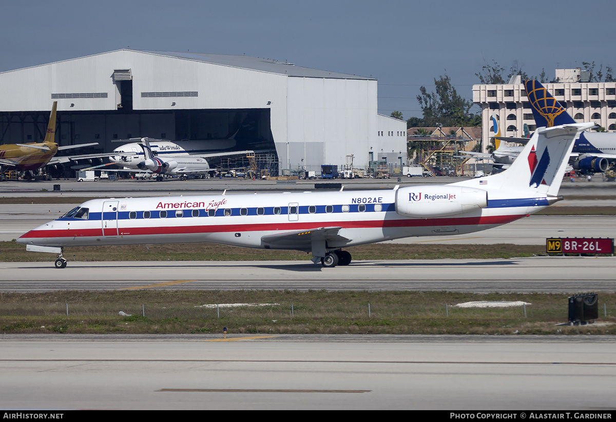 Aircraft Photo of N802AE | Embraer ERJ-140LR (EMB-135KL) | American Eagle | AirHistory.net #247391