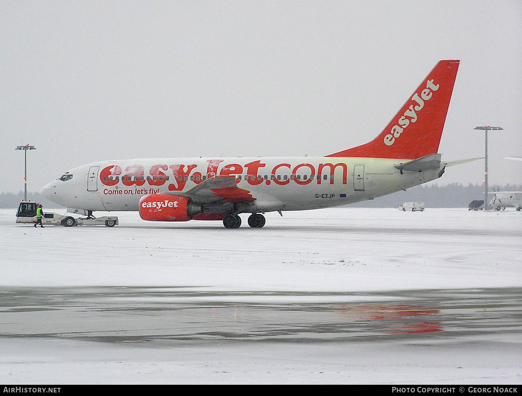 Aircraft Photo of G-EZJP | Boeing 737-73V | EasyJet | AirHistory.net #247475