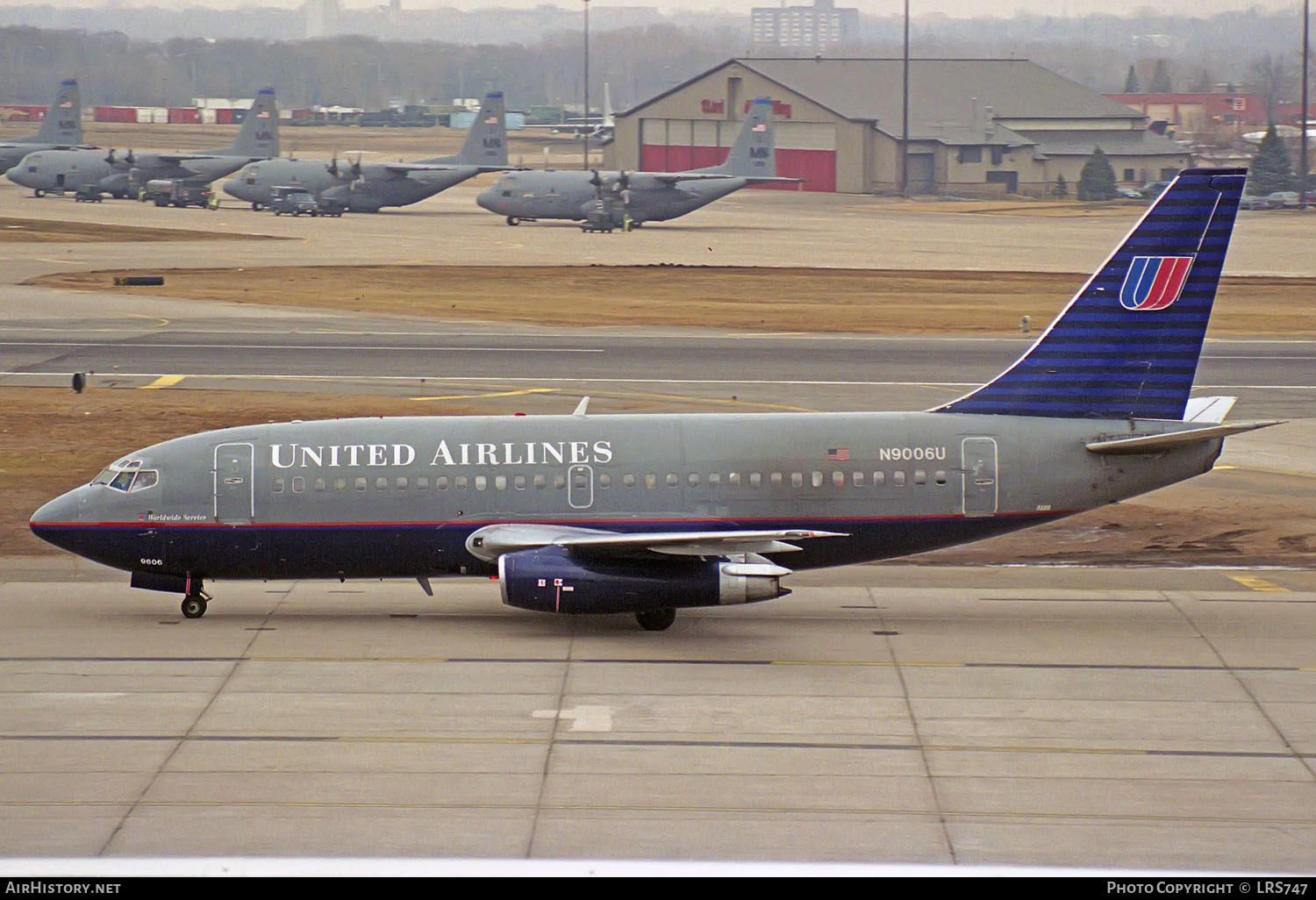 Aircraft Photo of N9006U | Boeing 737-222 | United Airlines | AirHistory.net #247498