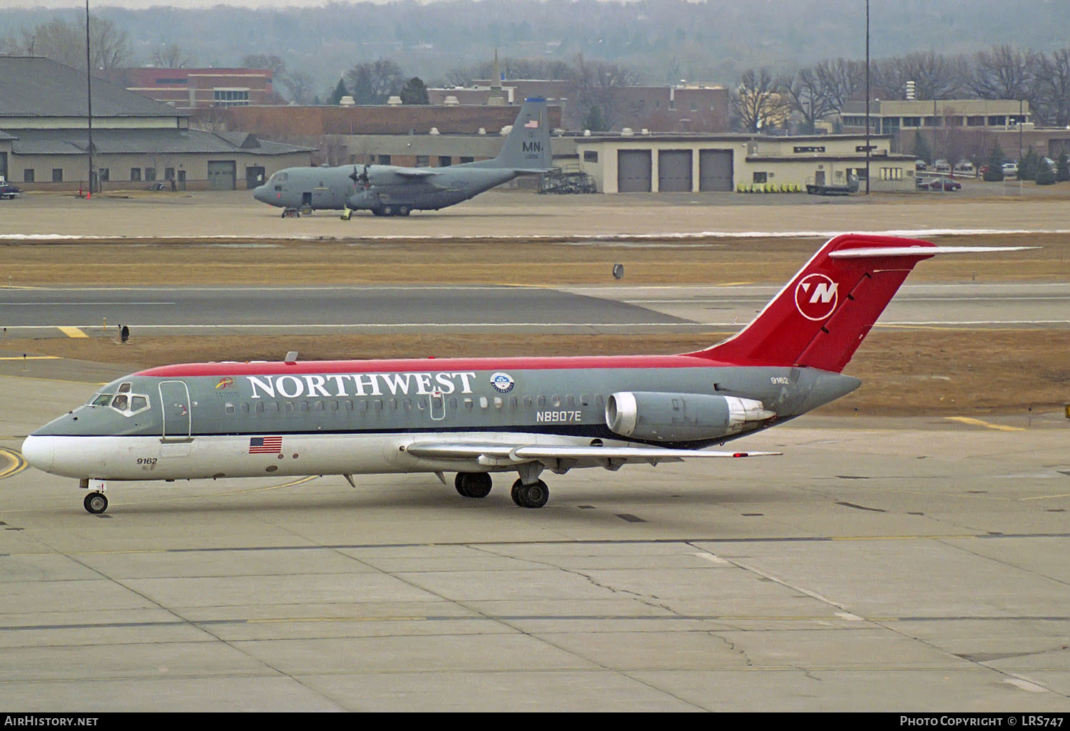 Aircraft Photo of N8907E | Douglas DC-9-14 | Northwest Airlines | AirHistory.net #247504