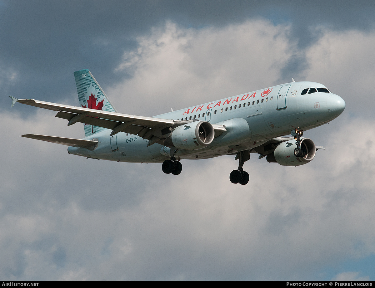 Aircraft Photo of C-FYJE | Airbus A319-114 | Air Canada | AirHistory.net #247533