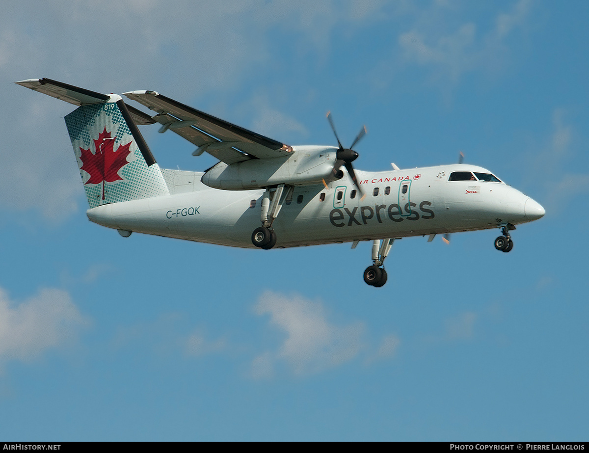 Aircraft Photo of C-FGQK | De Havilland Canada DHC-8-102 Dash 8 | Air Canada Express | AirHistory.net #247535