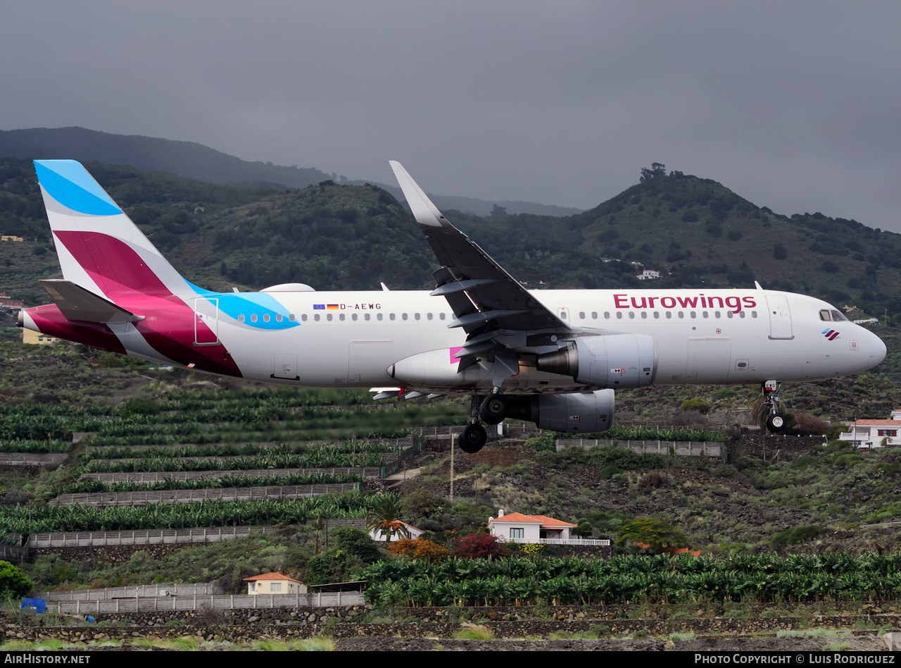 Aircraft Photo of D-AEWG | Airbus A320-214 | Eurowings | AirHistory.net #247539