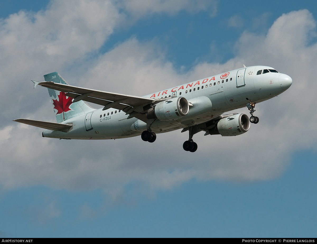 Aircraft Photo of C-FZUJ | Airbus A319-114 | Air Canada | AirHistory.net #247552