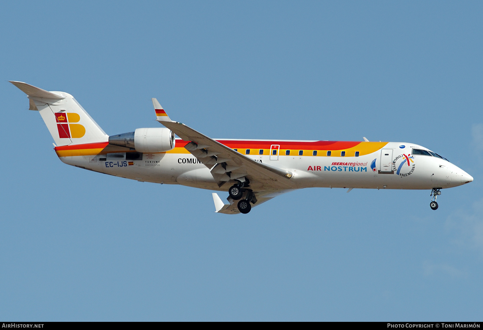 Aircraft Photo of EC-IJS | Bombardier CRJ-200LR (CL-600-2B19) | Iberia Regional | AirHistory.net #247591