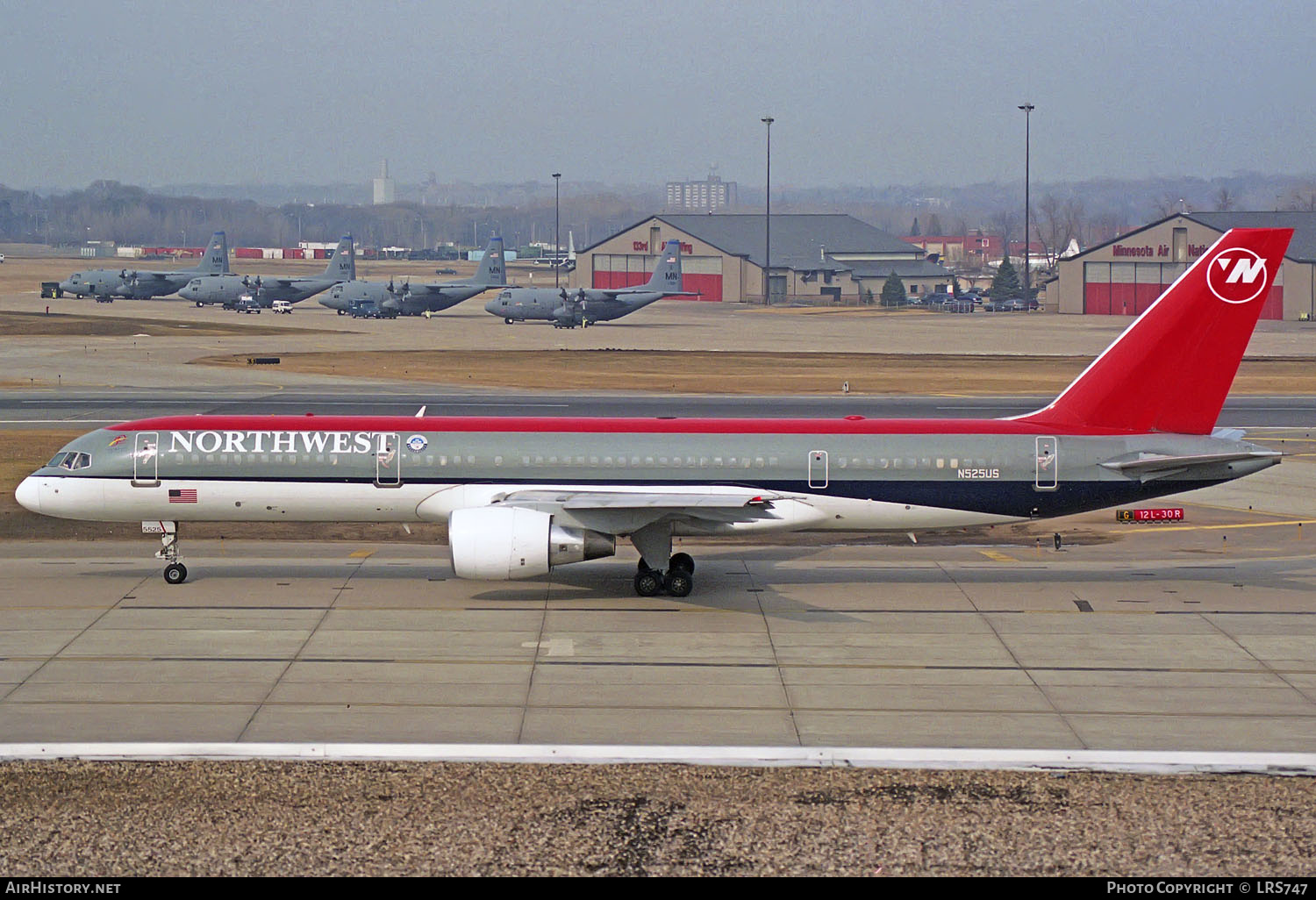 Aircraft Photo of N525US | Boeing 757-251 | Northwest Airlines | AirHistory.net #247593