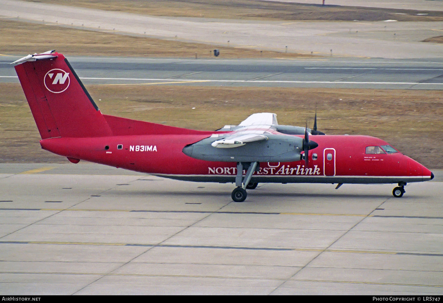 Aircraft Photo of N831MA | De Havilland Canada DHC-8-103A Dash 8 | Northwest Airlink | AirHistory.net #247603