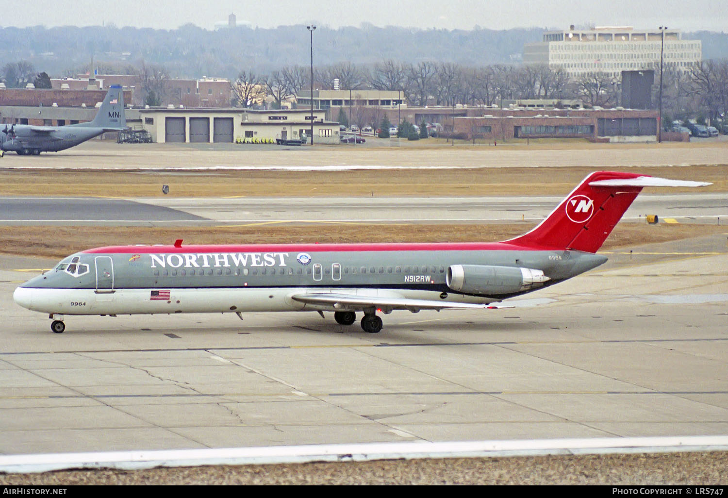 Aircraft Photo of N912RW | McDonnell Douglas DC-9-31 | Northwest Airlines | AirHistory.net #247608