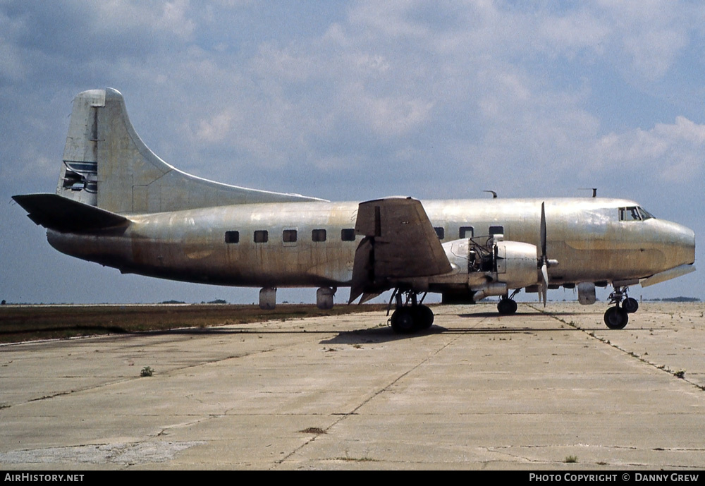 Aircraft Photo of N40430 | Martin 404 | AirHistory.net #247667