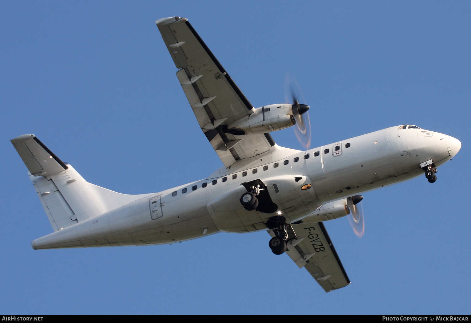 Aircraft Photo of F-GVZB | ATR ATR-42-500 | AirHistory.net #247740