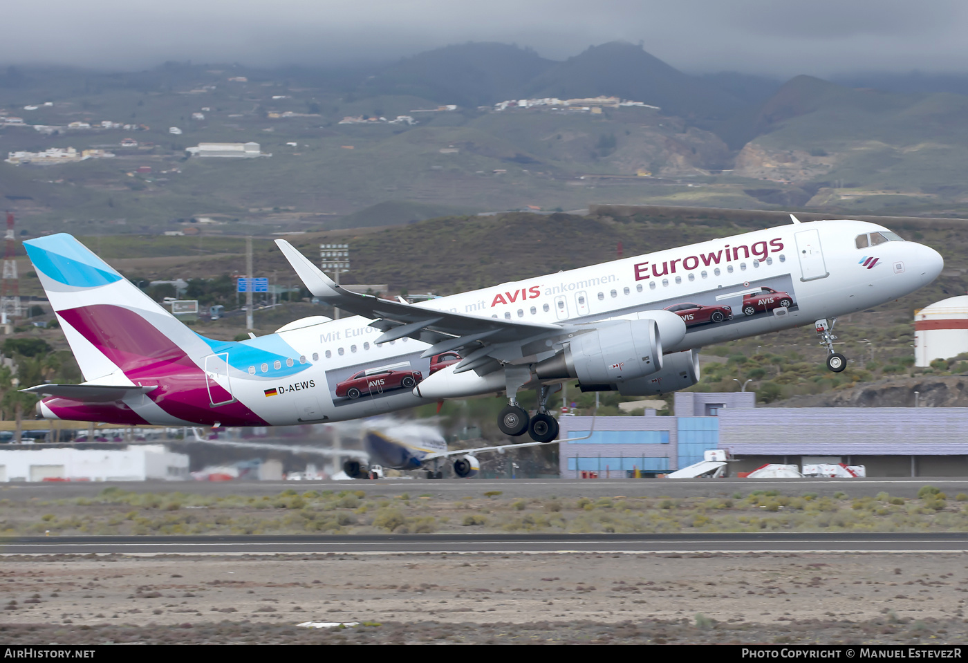 Aircraft Photo of D-AEWS | Airbus A320-214 | Eurowings | AirHistory.net #247773