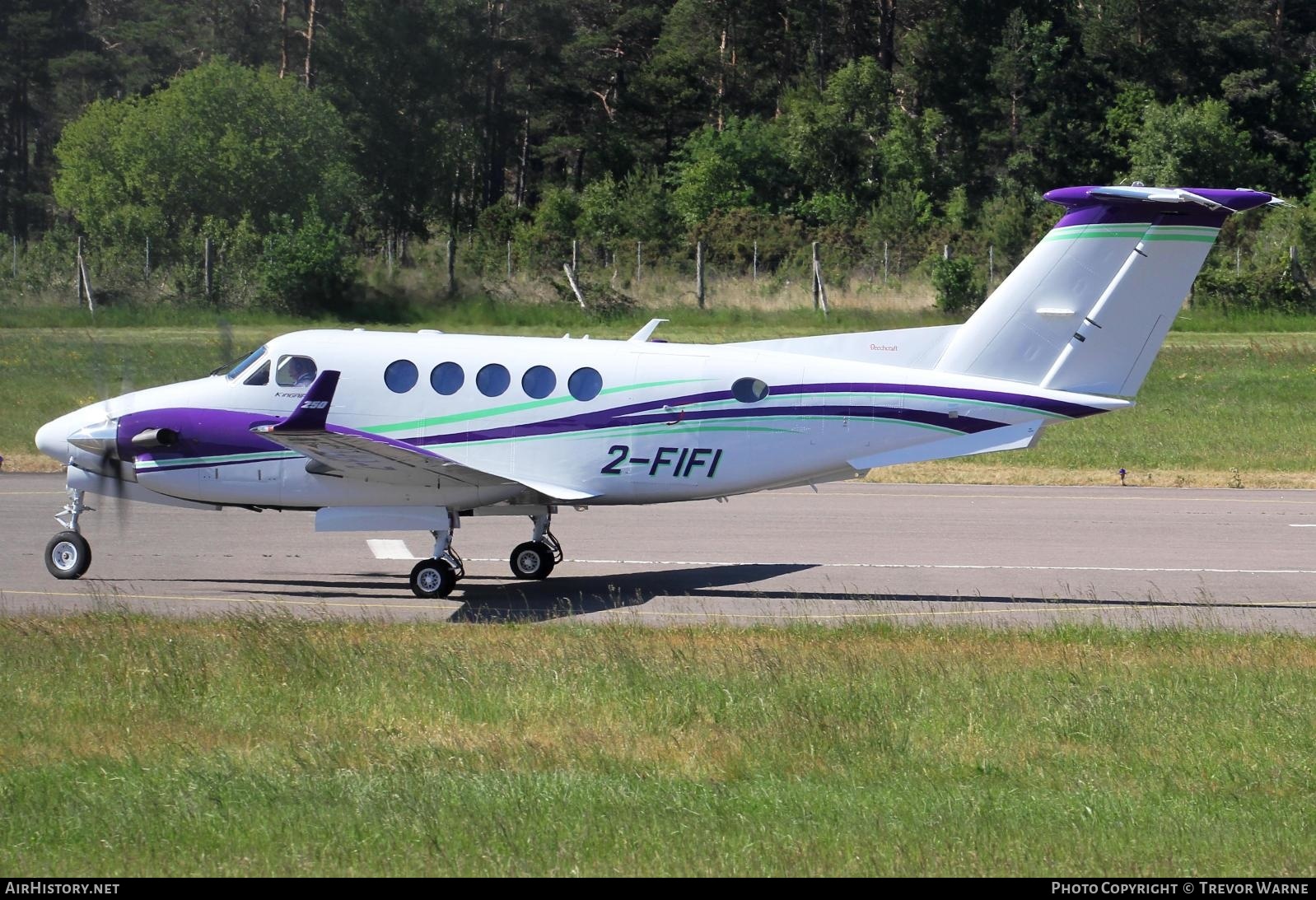 Aircraft Photo of 2-FIFI | Beechcraft 250 King Air (200GT) | AirHistory.net #247789