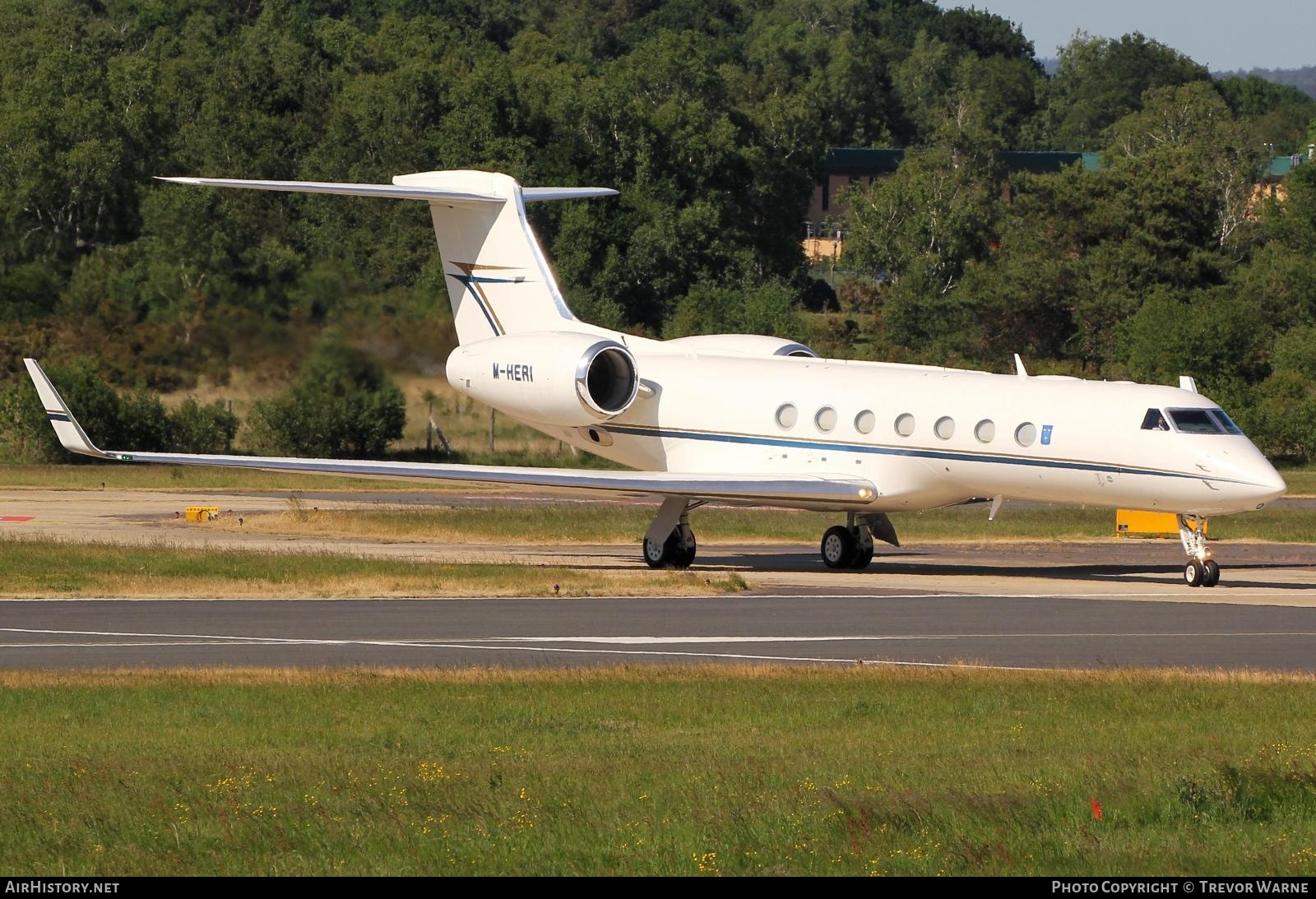Aircraft Photo of M-HERI | Gulfstream Aerospace G-V-SP Gulfstream G550 | AirHistory.net #247802