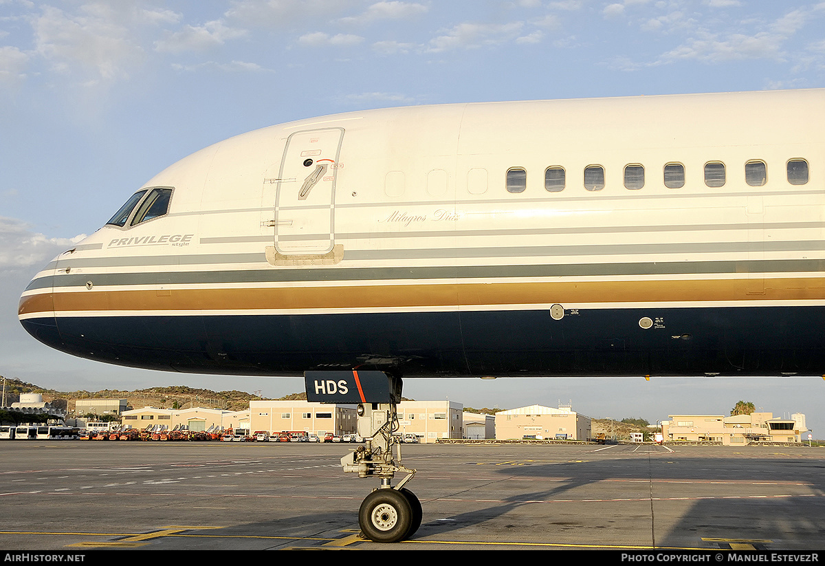 Aircraft Photo of EC-HDS | Boeing 757-256 | Privilege Style | AirHistory.net #247823