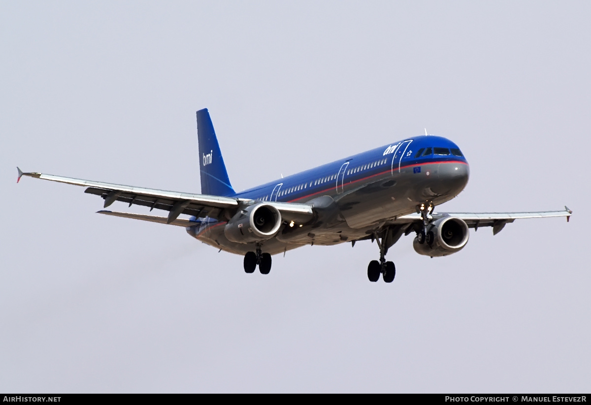 Aircraft Photo of G-MIDC | Airbus A321-231 | BMI - British Midland International | AirHistory.net #247853