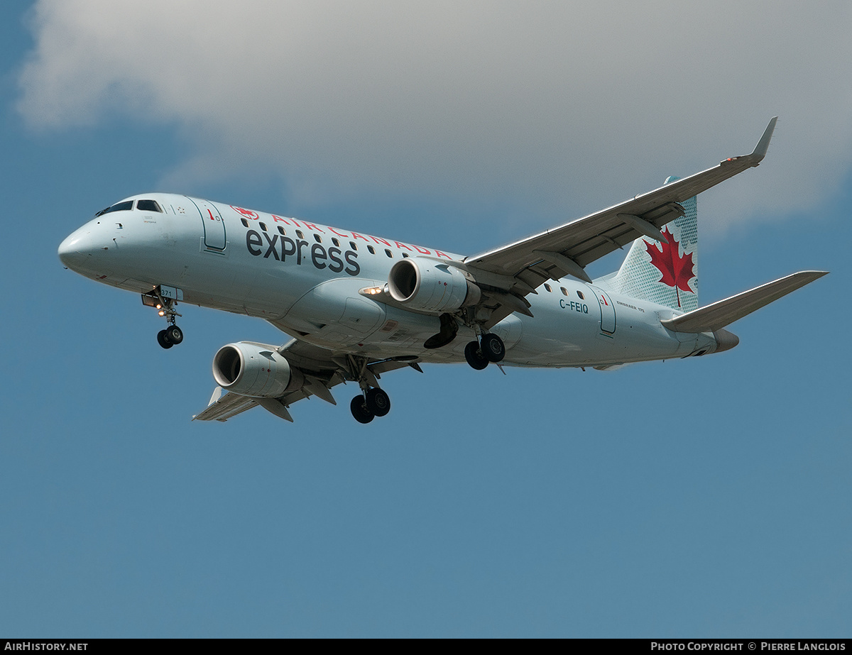 Aircraft Photo of C-FEIQ | Embraer 175LR (ERJ-170-200LR) | Air Canada Express | AirHistory.net #247875