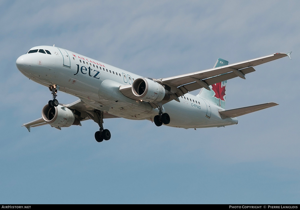 Aircraft Photo of C-FPWD | Airbus A320-211 | Air Canada Jetz | AirHistory.net #247889