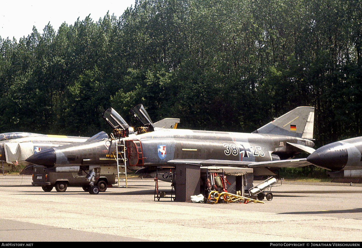 Aircraft Photo of 3825 | McDonnell Douglas F-4F Phantom II | Germany - Air Force | AirHistory.net #247938