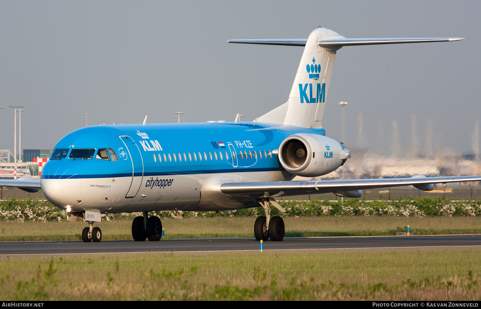 Aircraft Photo of PH-KZE | Fokker 70 (F28-0070) | KLM Cityhopper | AirHistory.net #247940