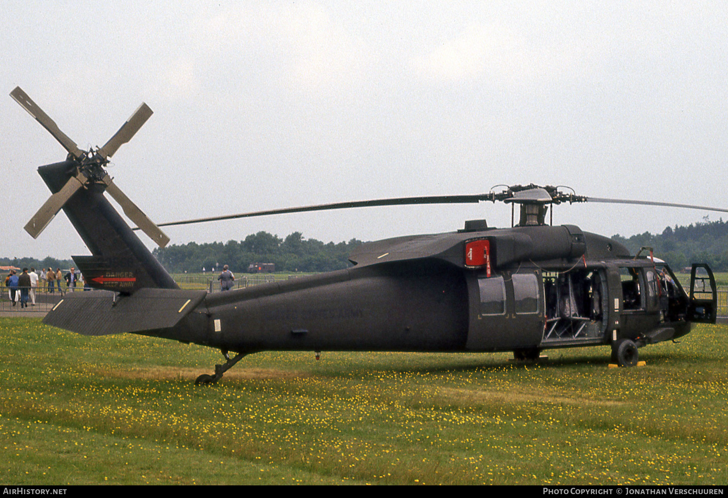 Aircraft Photo of 82-23666 / 23666 | Sikorsky UH-60A Black Hawk (S-70A) | USA - Army | AirHistory.net #247984