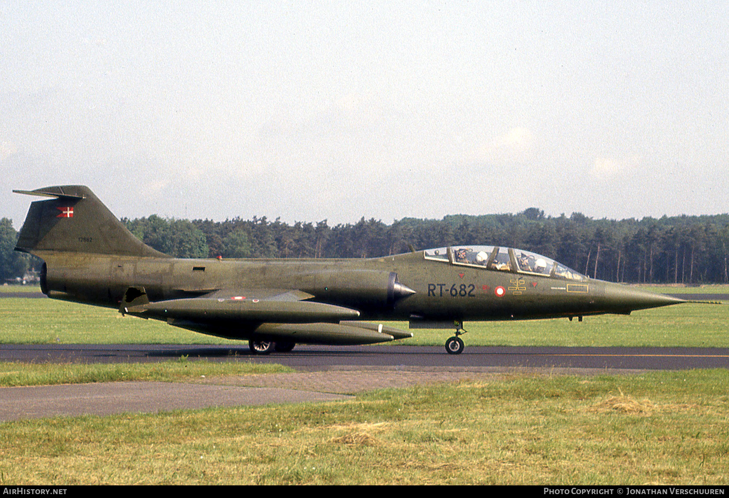 Aircraft Photo of RT-682 | Lockheed TF-104G Starfighter | Denmark - Air Force | AirHistory.net #247986