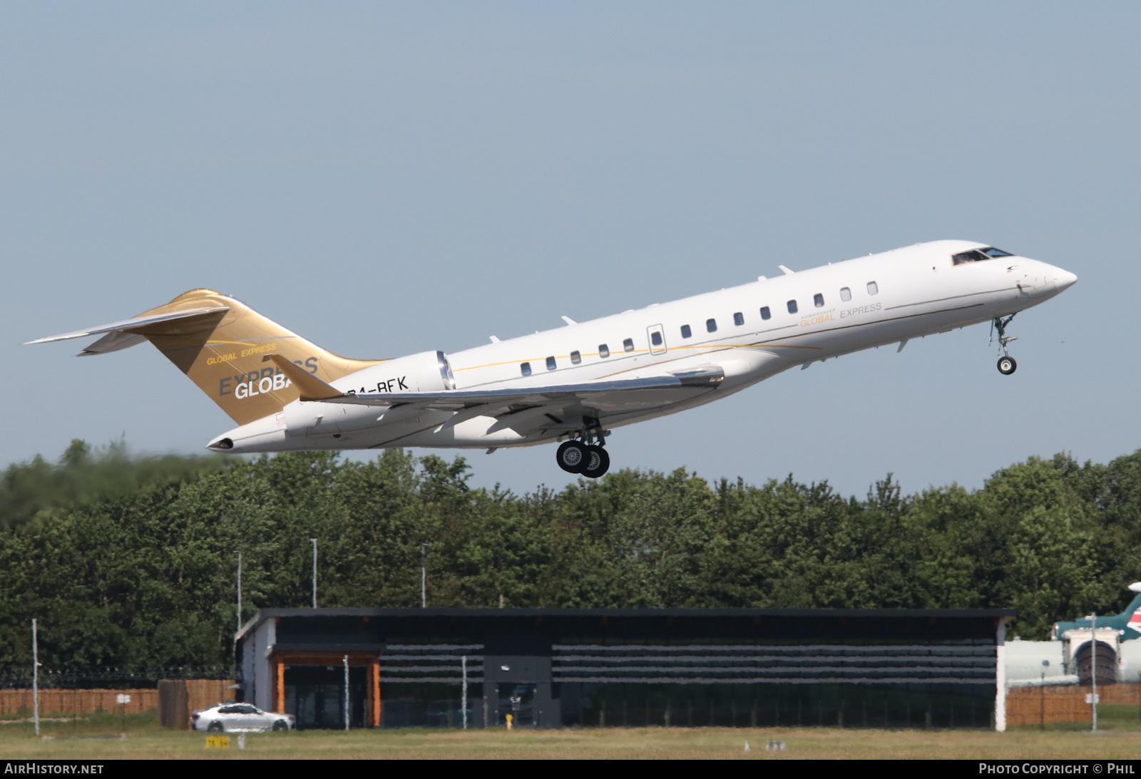 Aircraft Photo of P4-BFK | Bombardier Global Express (BD-700-1A10) | AirHistory.net #248021