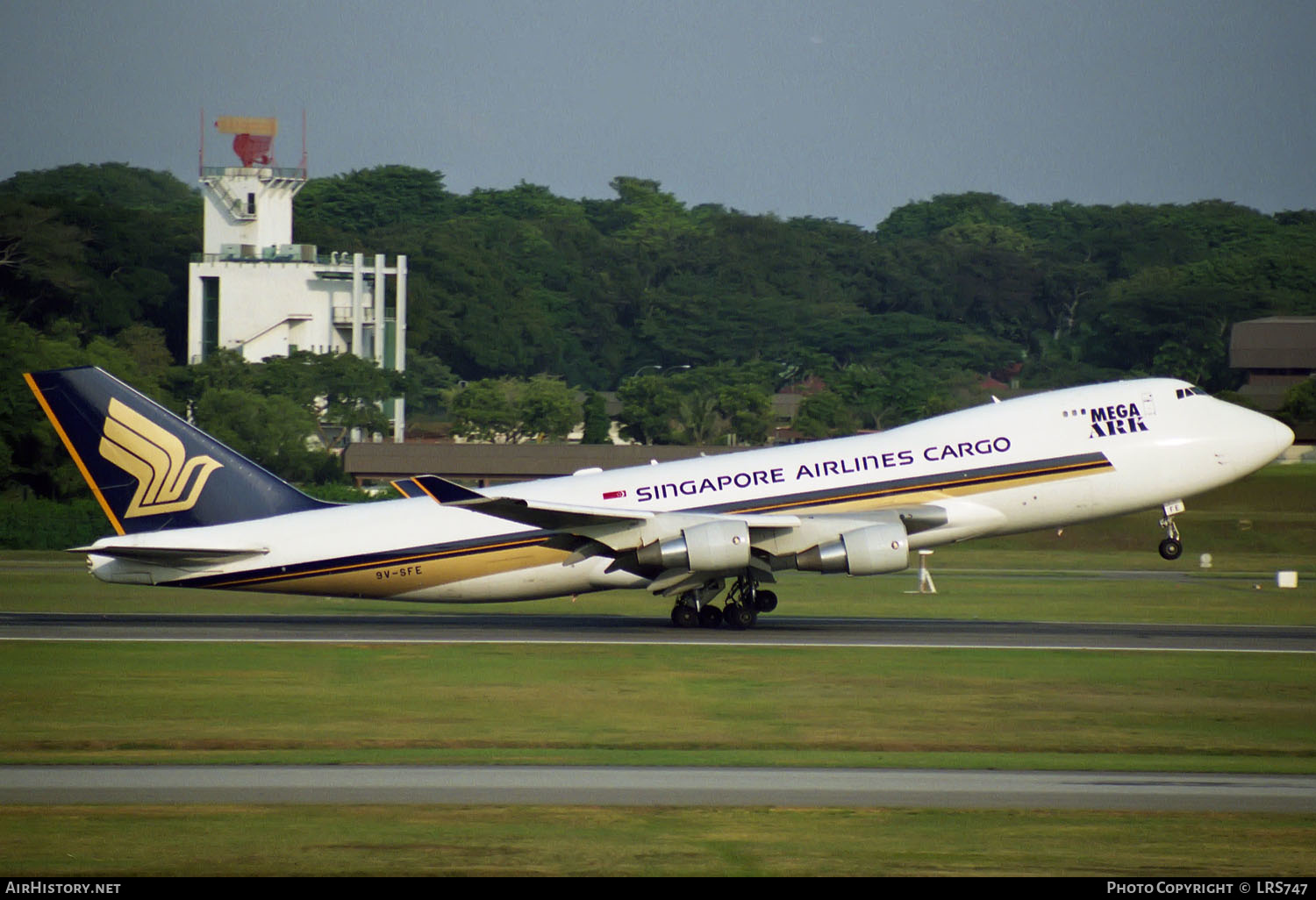 Aircraft Photo of 9V-SFE | Boeing 747-412F/SCD | Singapore Airlines Cargo | AirHistory.net #248024