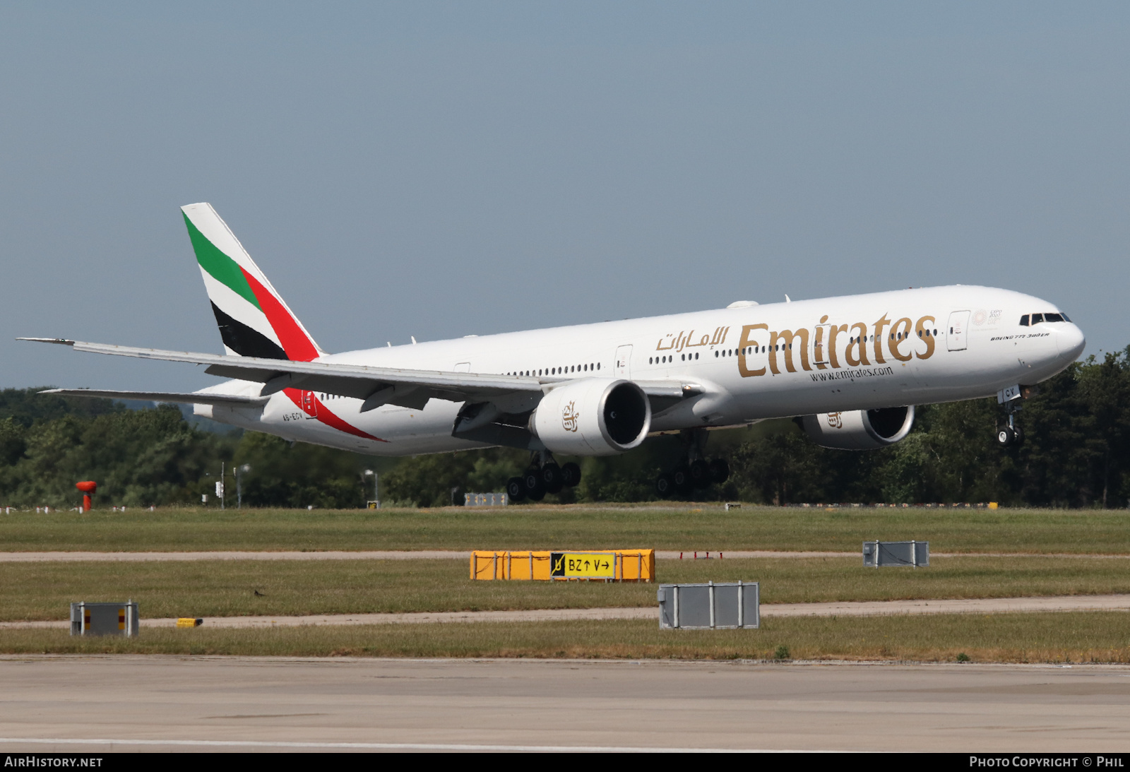 Aircraft Photo of A6-ECV | Boeing 777-31H/ER | Emirates | AirHistory.net #248028