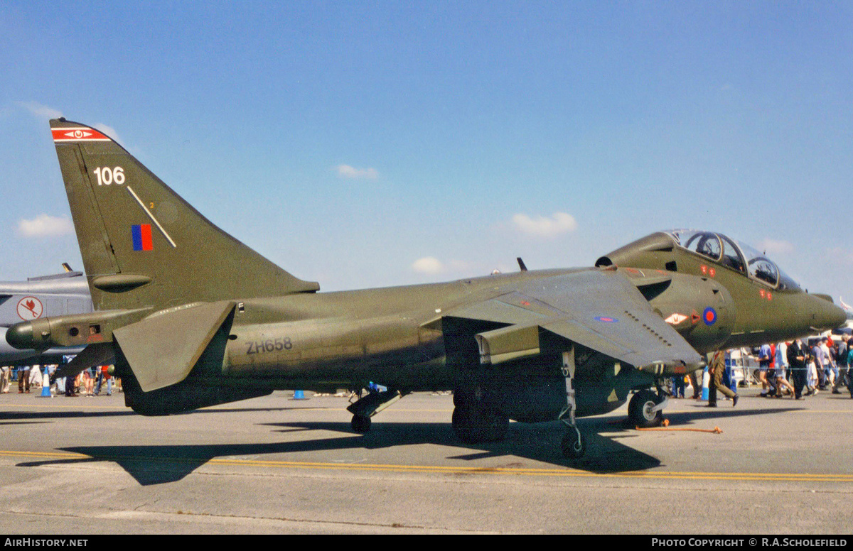 Aircraft Photo of ZH658 | British Aerospace Harrier T10 | UK - Air Force | AirHistory.net #248162