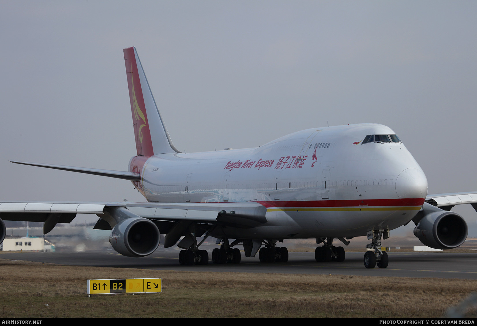 Aircraft Photo of B-2435 | Boeing 747-481(BDSF) | Yangtze River Express | AirHistory.net #248352