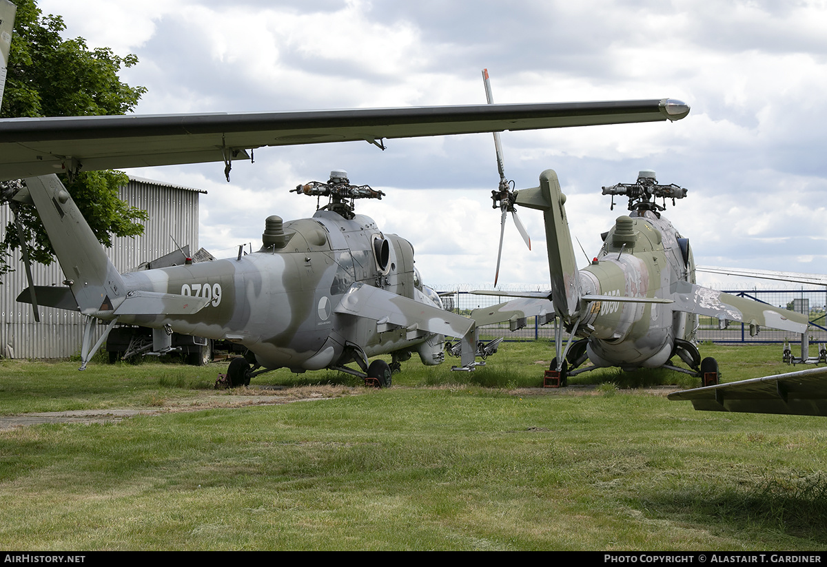 Aircraft Photo of 0709 | Mil Mi-24V | Czechia - Air Force | AirHistory.net #248376