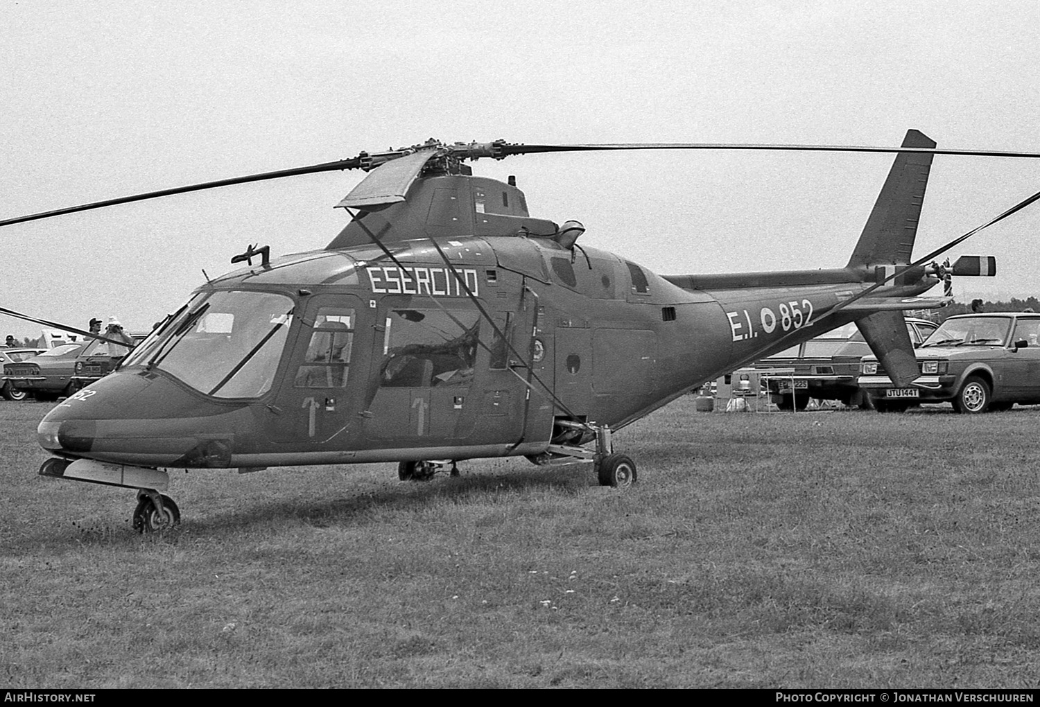 Aircraft Photo of MM81011 | Agusta A-109A | Italy - Army | AirHistory.net #248533