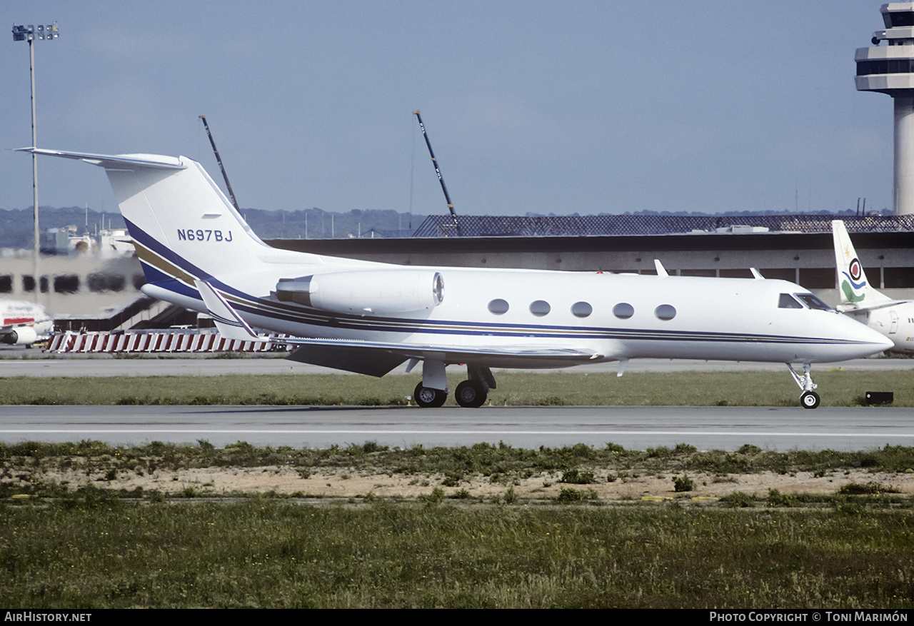 Aircraft Photo of N697BJ | Gulfstream American G-1159A Gulfstream III | AirHistory.net #248540