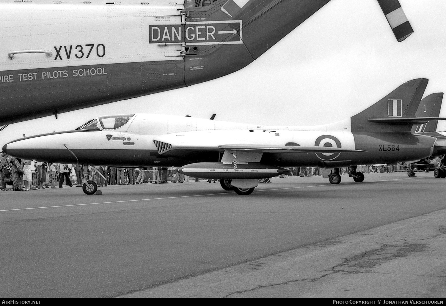 Aircraft Photo of XL564 | Hawker Hunter T7 | UK - Air Force | AirHistory.net #248556