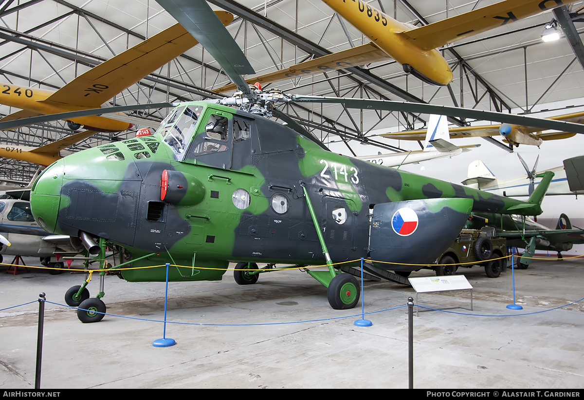 Aircraft Photo of 2143 | Mil Mi-4B | Czechoslovakia - Air Force | AirHistory.net #248570